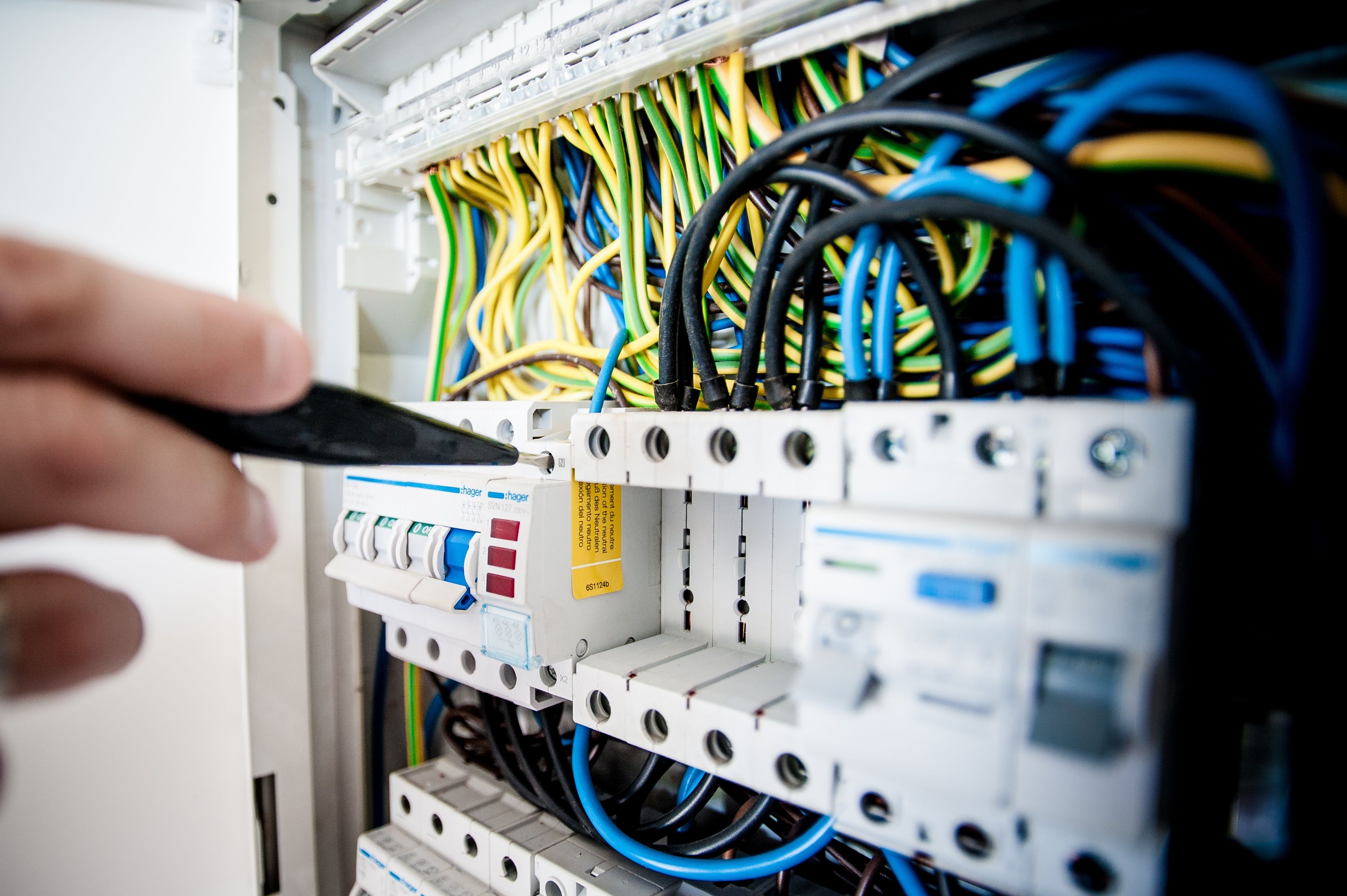 LV Switchgears & Components